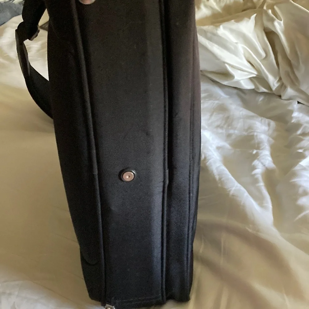 SwissGear Unisex Messenger travel Computer bag